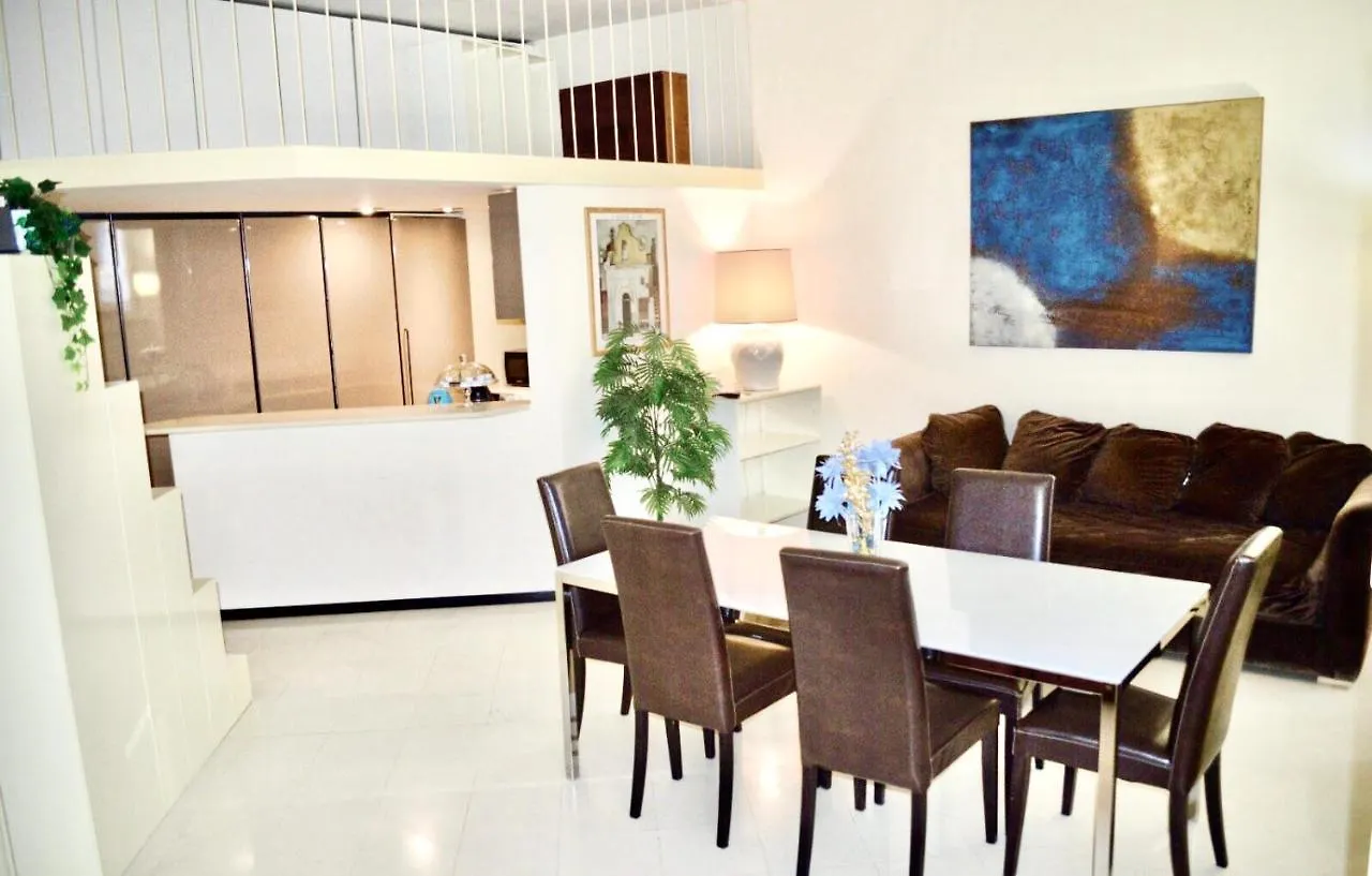 Appartamento In Pieno Centro Roma - Lily'S House